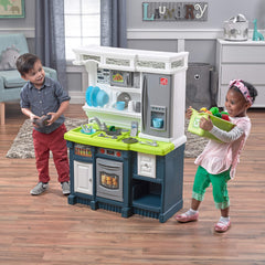 Step2 Lifestyle Custom Kitchen (494799) - Interactive Kitchen Playset with Accessories for Kids