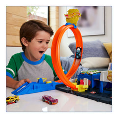 Hot Wheels City Super Police Station Track Playset with 1 Hot Wheels Car