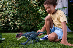 Jurassic World Core Chomp Carnotaurus Dinosaur Figure