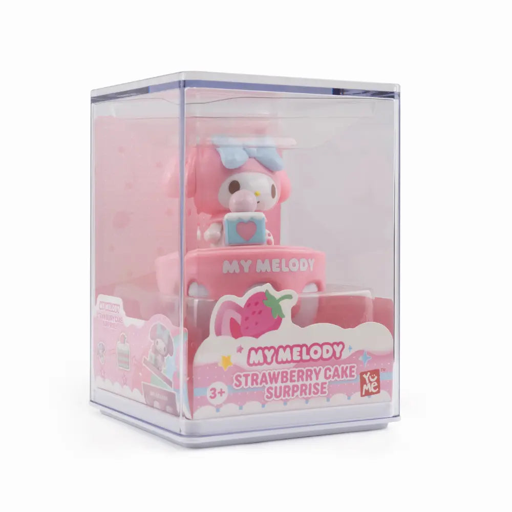 Hello Kitty Strawberry Cake Surprise