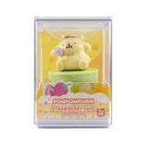 Hello Kitty Strawberry Cake Surprise