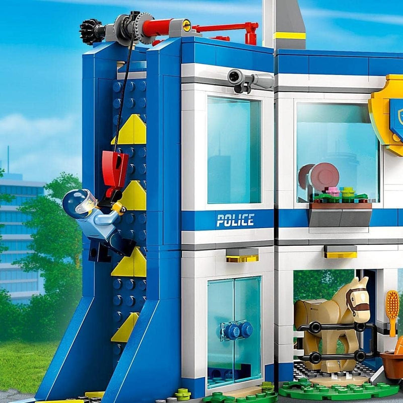 LEGO City Police Training Academy