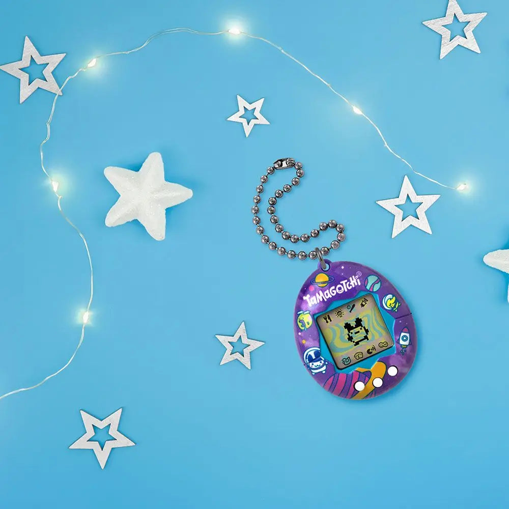 Tamagotchi Original Tama Universe Battery Operated