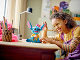 Lego Stitch مع Ice Cream