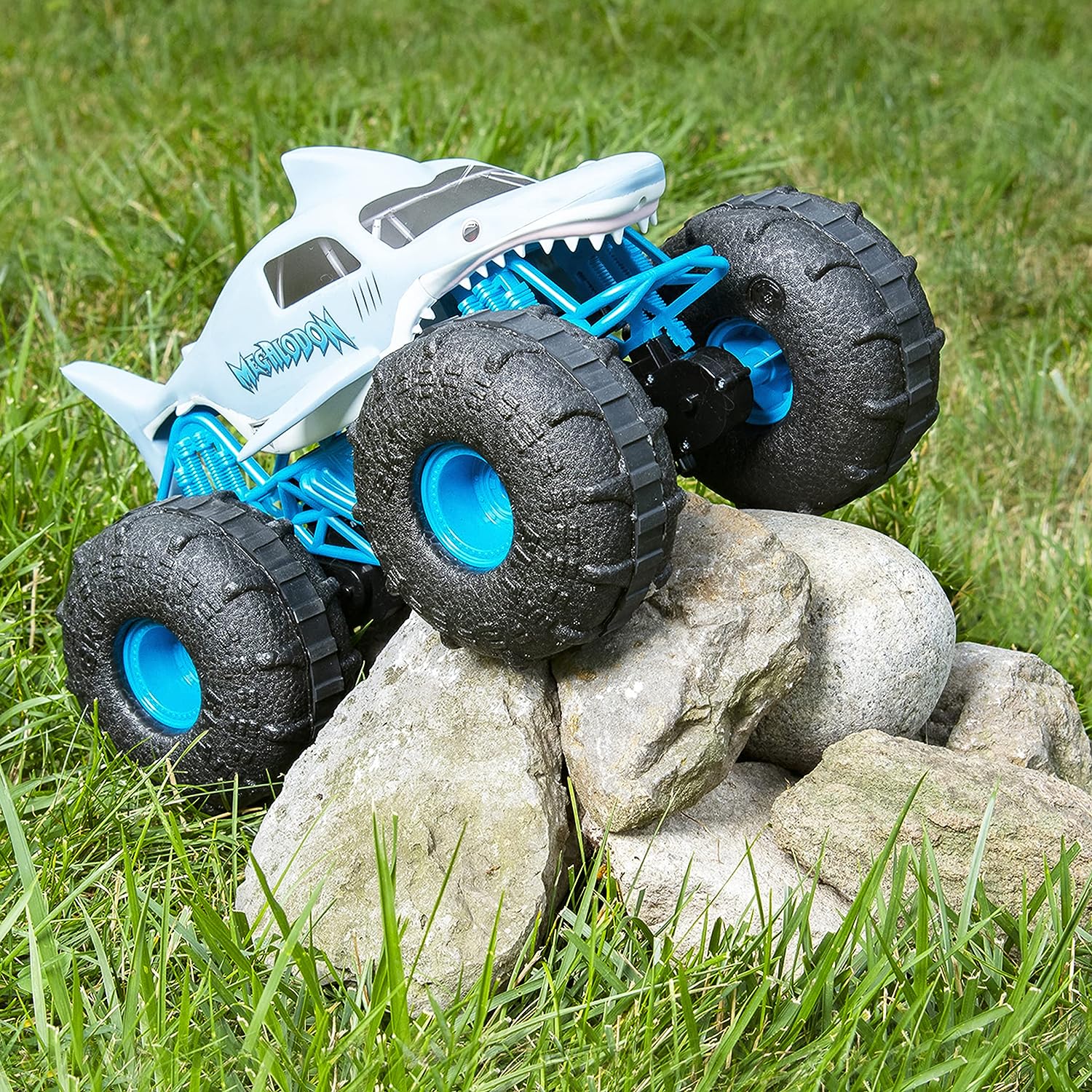 Monster Jam Rc Megalodn Storm Thrshr B/O