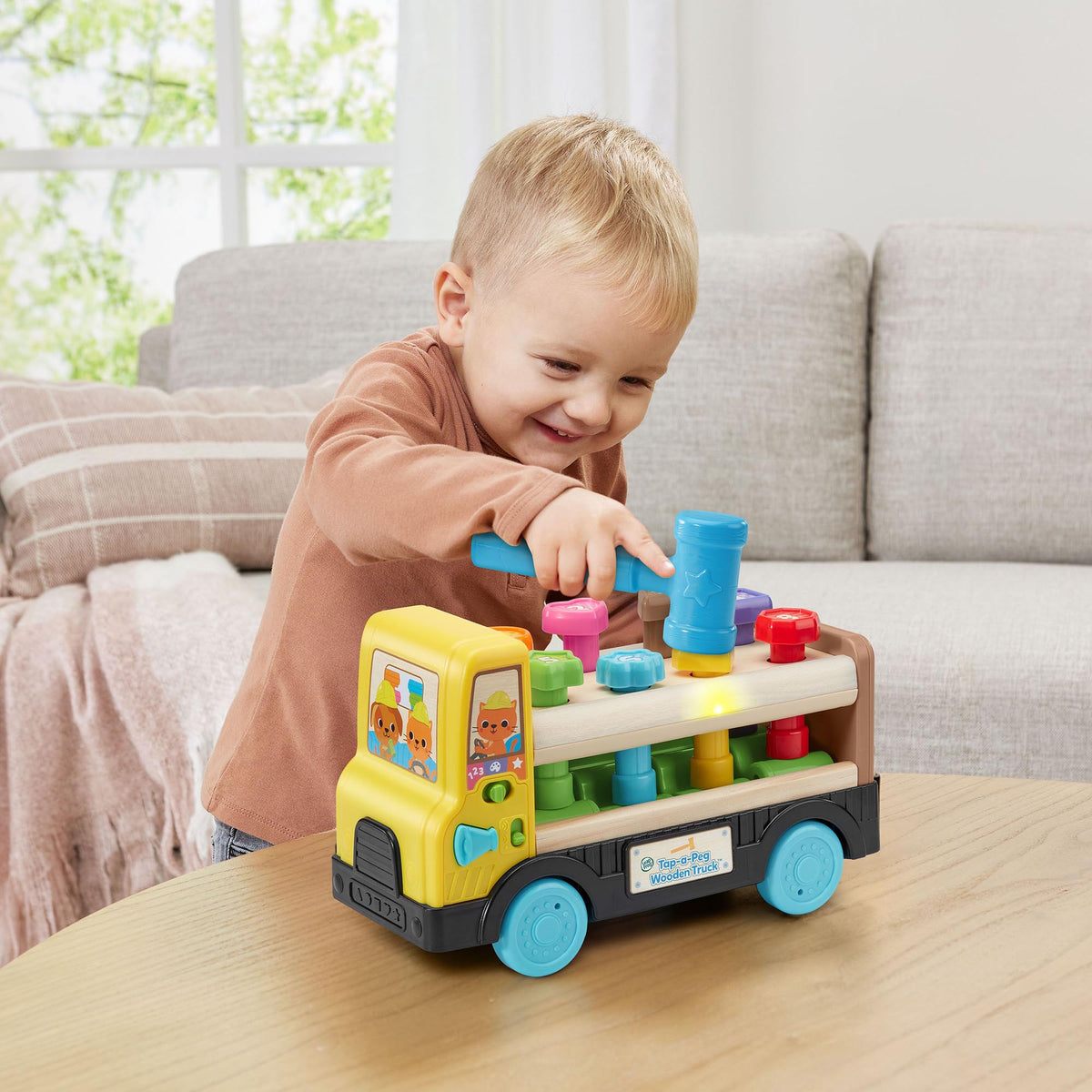 Leapfrog Pound & Pop شاحنة يعمل بالبطارية