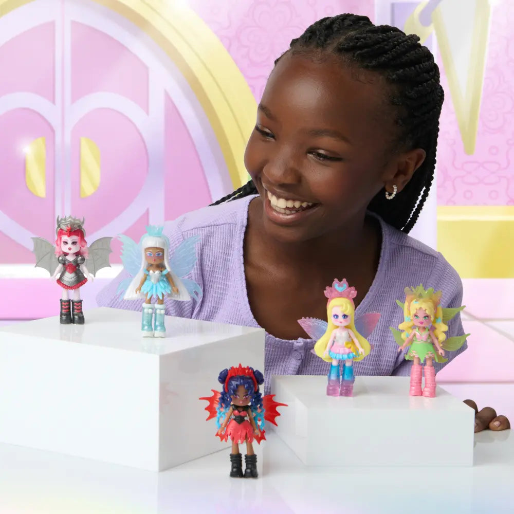 Royale High Core Deluxe Figures ٣ بوصة W١ شخصيات متنوعة - تباع بالقطعة